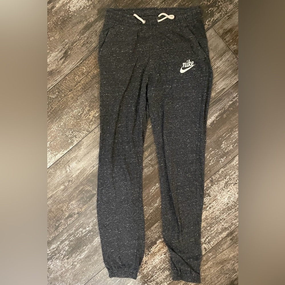 Nike Women’s Charcoal Joggers - Picture 1 of 1